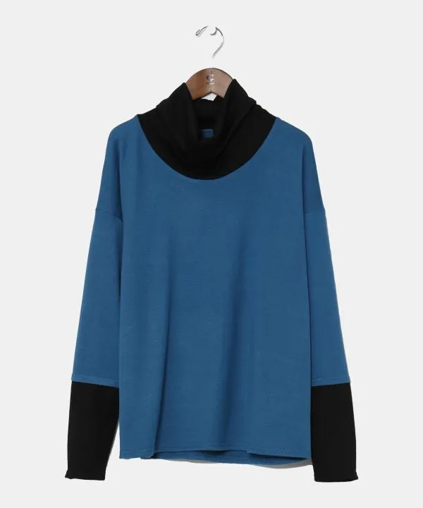 Bi Color Turtleneck Top