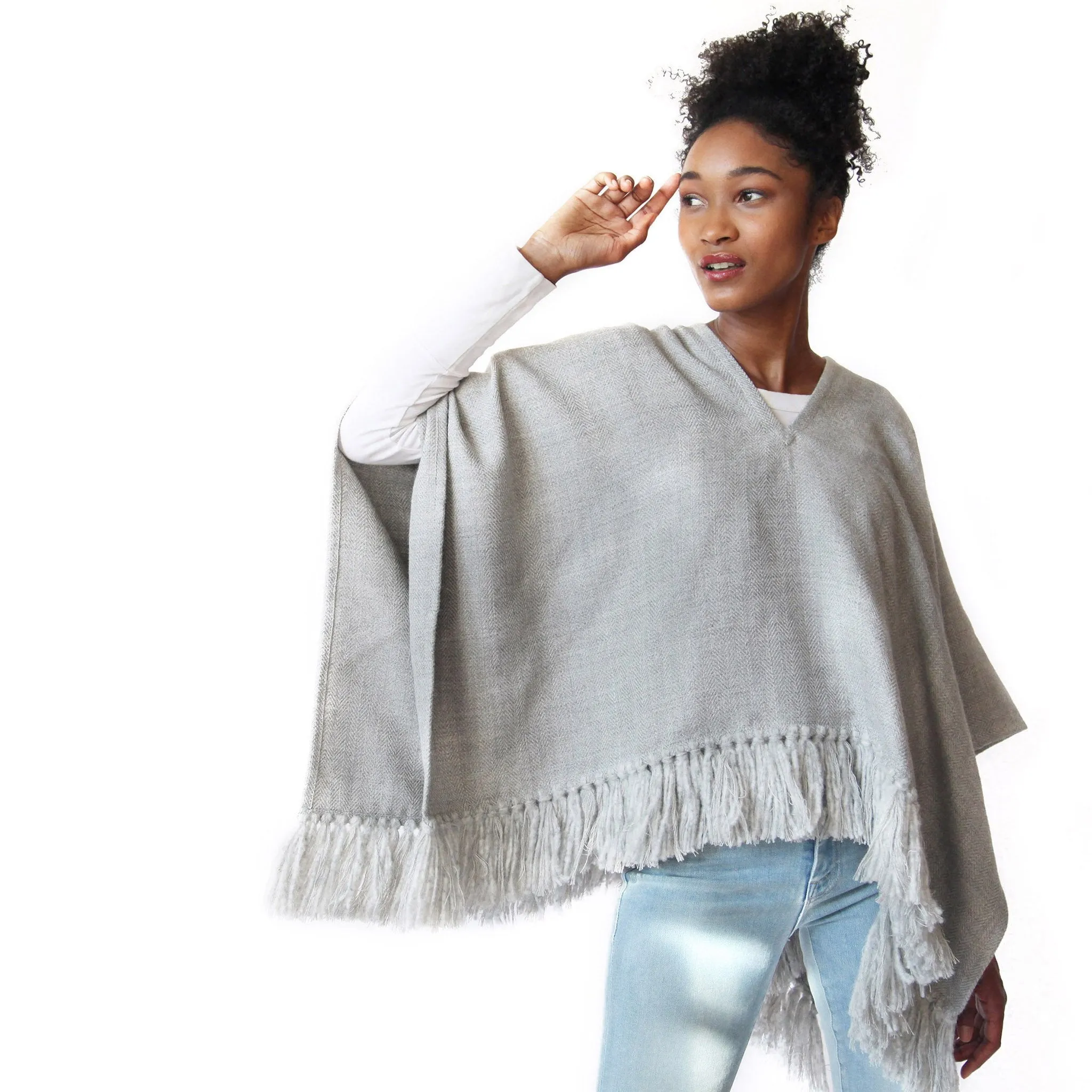 Cropped Fringe Alpaca Poncho - Light Grey