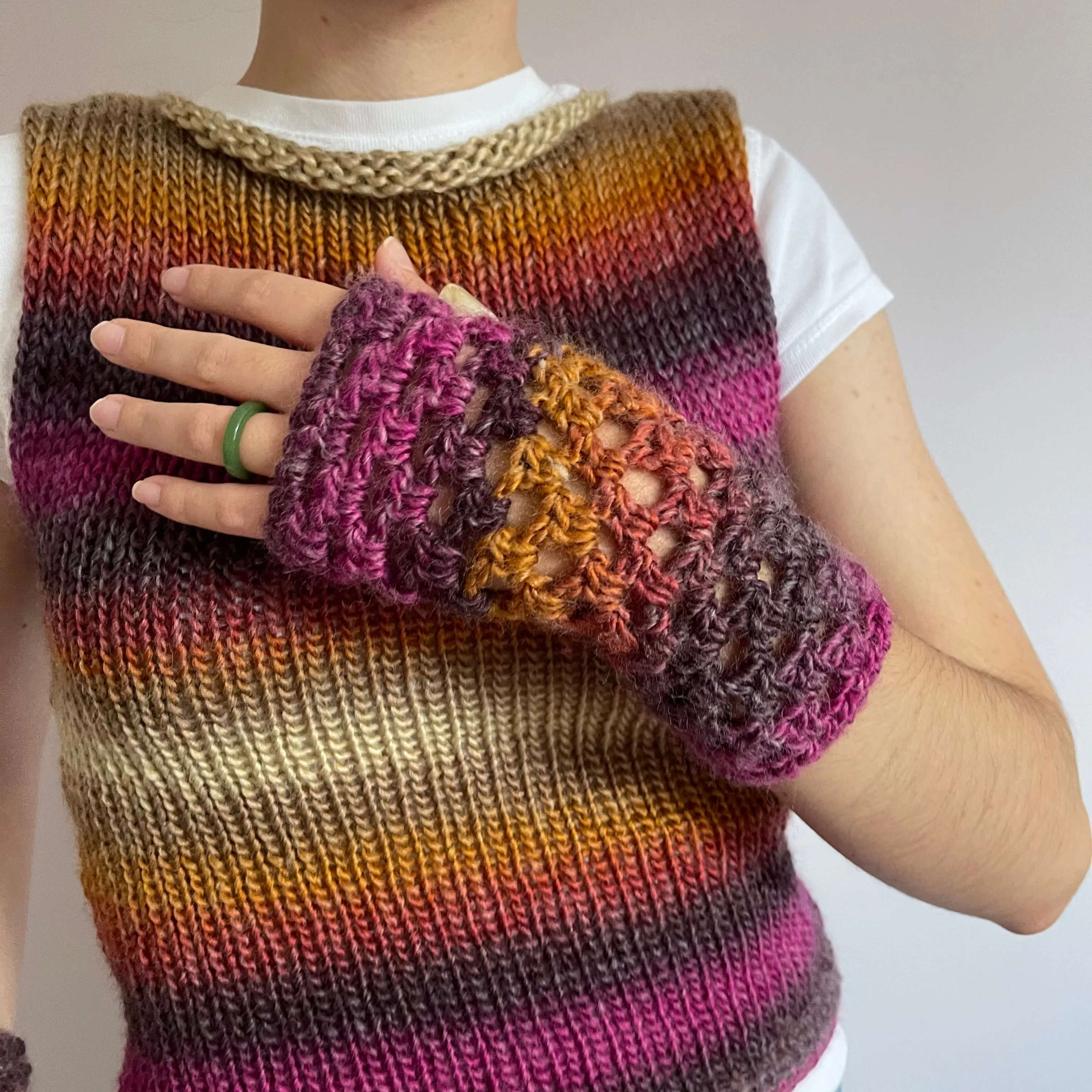 SET - Handmade sweater vest and matching gloves in Sunset Shades